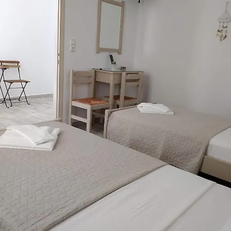 Nick's Studio 4 * Parikia (Paros)